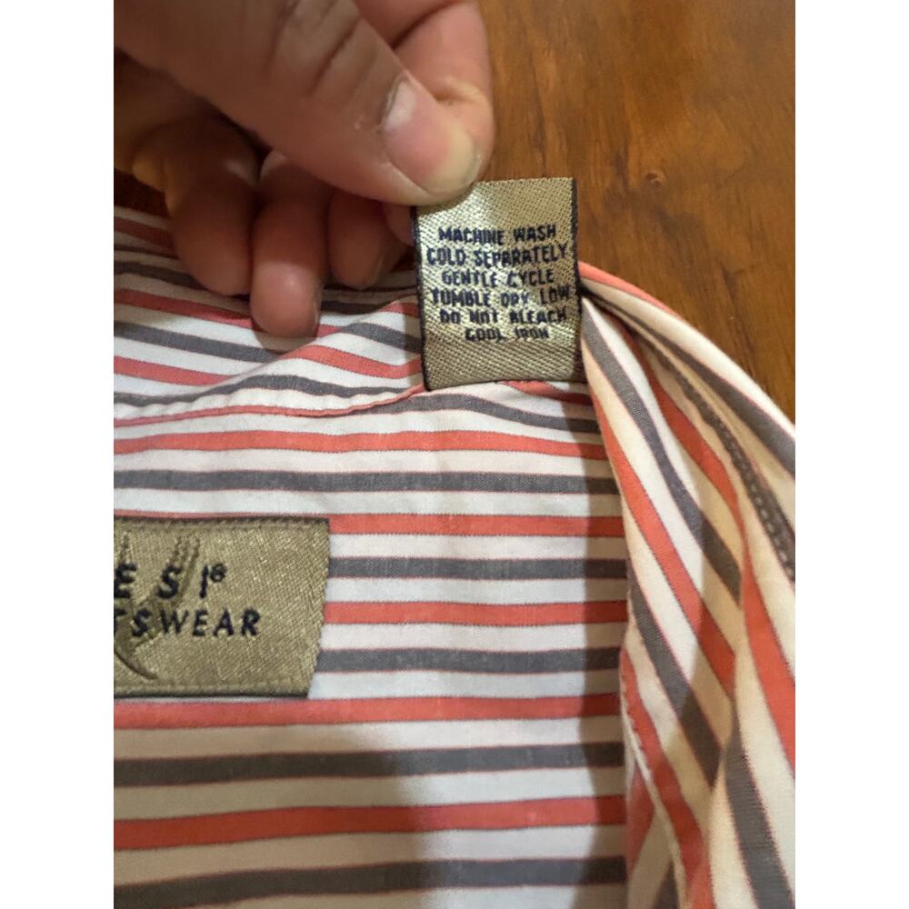 VESI Sportswear Virginia Tech Long-Sleeve Button-Down Dress‎ Shirt - (Men's M) - Picture 11 of 11